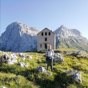 Meet your Posher, Viktoria